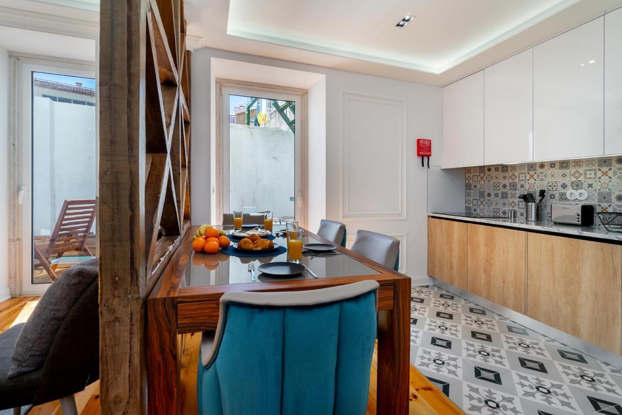 Whome | Great Location & Large Family Apartment W/Patio 리스본 외부 사진