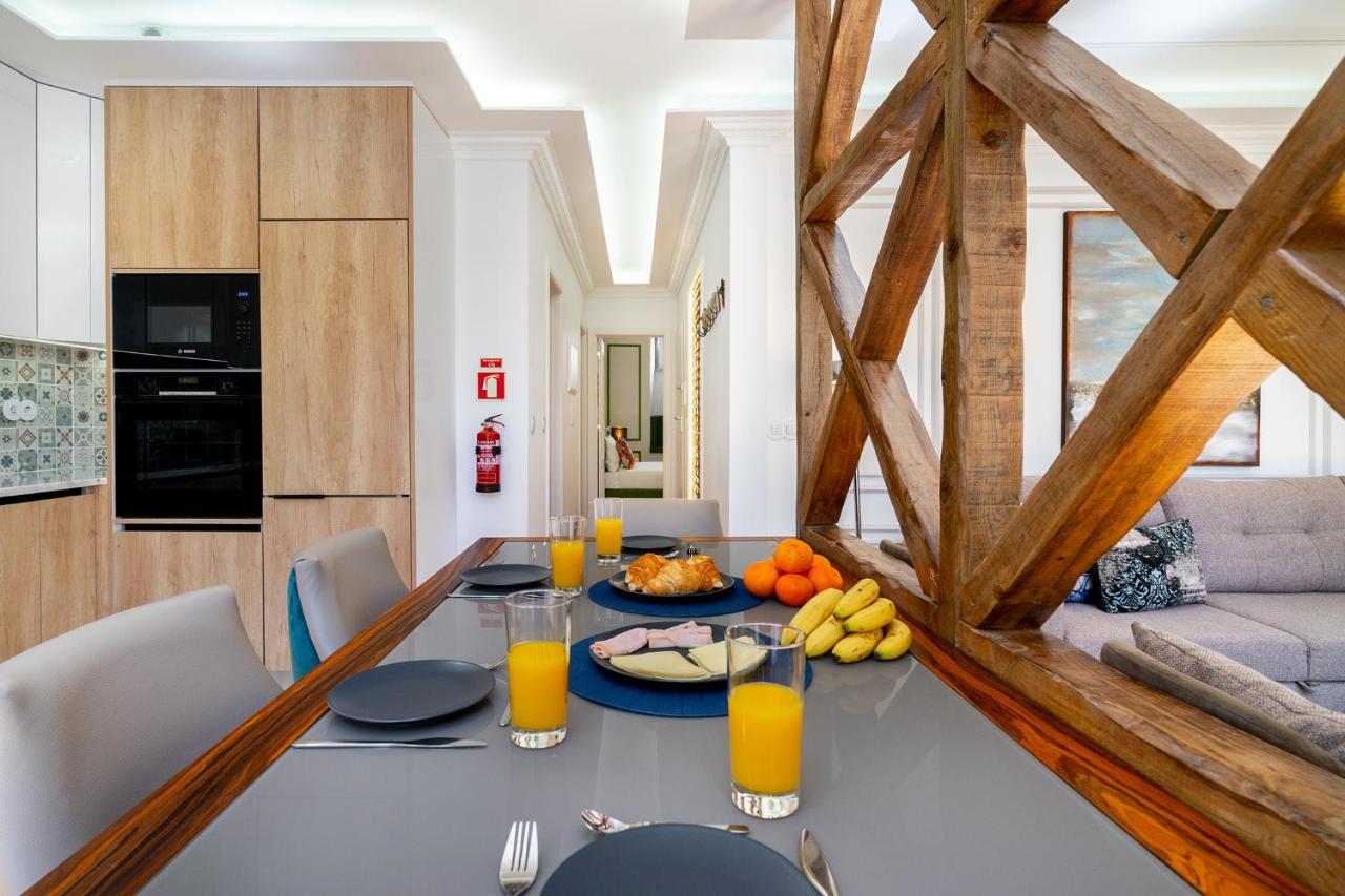 Whome | Great Location & Large Family Apartment W/Patio 리스본 외부 사진